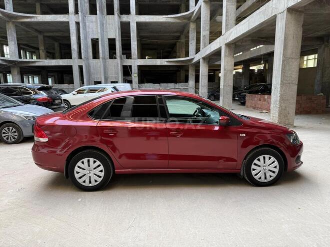 Volkswagen Polo 2015, 112,000 km - 1.6 l - Bakı