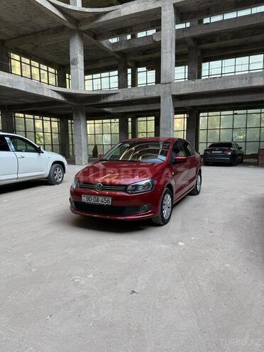 Volkswagen Polo 2015, 112,000 km - 1.6 l - Bakı