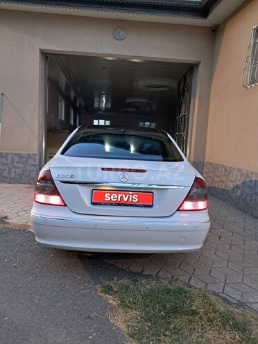 Mercedes E 280-3