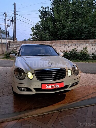 Mercedes E 280-2