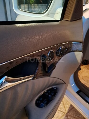 Mercedes E 280-13