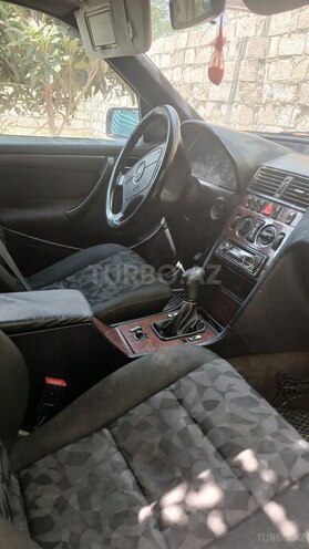 Mercedes C 180 2000, 600,000 km - 1.8 l - Ağdam