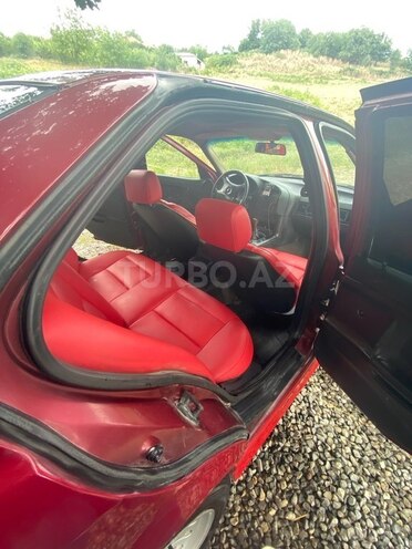 BMW 318 1993, 552,000 km - 1.8 l - Quba
