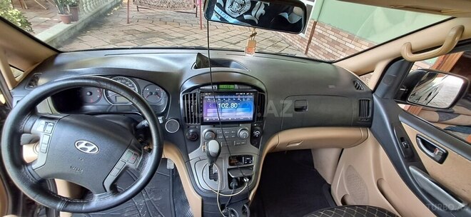 Hyundai H-1 2011, 598,500 km - 2.5 l - Neftçala