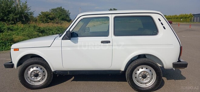LADA (VAZ) Niva 2012, 195,000 km - 1.7 l - Quba