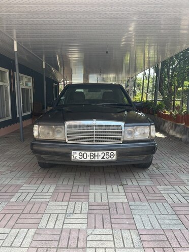 Mercedes 190 1990, 321,606 km - 1.8 л - Masallı