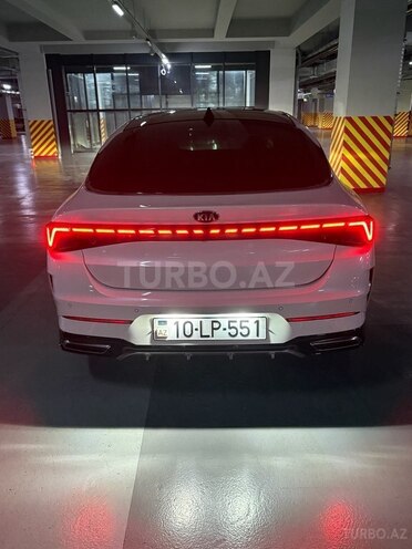 Kia K5-3