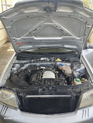 Audi A6 1999, 245,800 km - 2.4 l - Neftçala