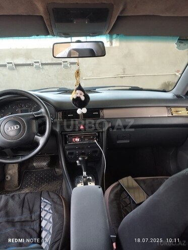Audi A6 1999, 245,800 km - 2.4 l - Neftçala