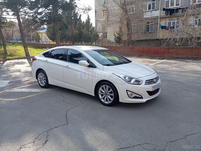 Hyundai i40 2013, 250,000 km - 1.7 l - Sumqayıt