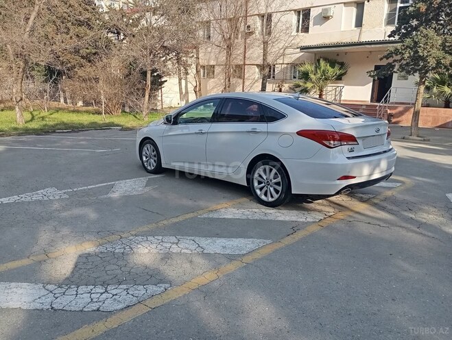 Hyundai i40 2013, 250,000 km - 1.7 l - Sumqayıt