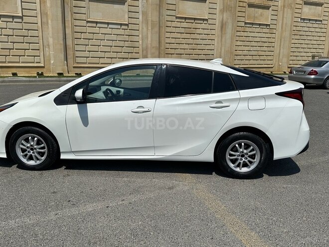 Toyota Prius 2019, 124,000 km - 1.8 л - Bakı