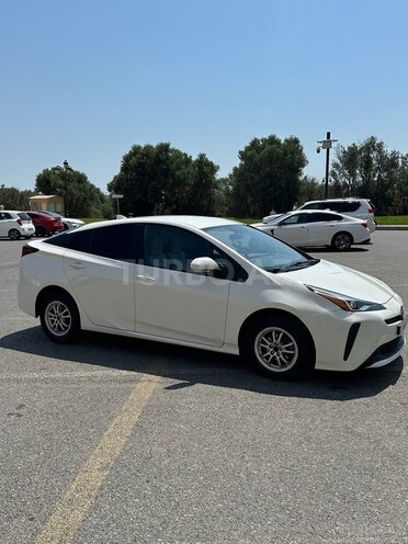 Toyota Prius 2019, 124,000 km - 1.8 л - Bakı