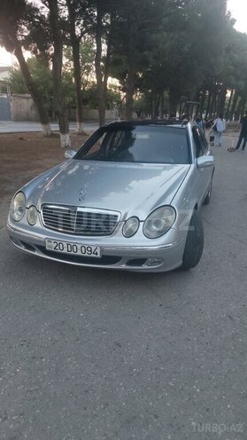 Mercedes E 220 d 2004, 393,835 km - 2.2 l - Sumqayıt