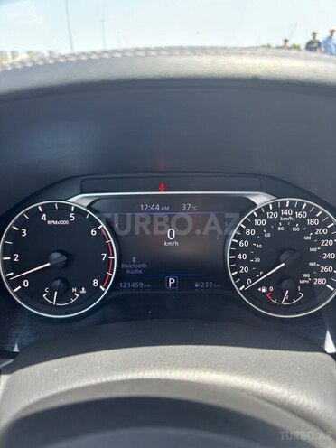 Nissan Altima-2