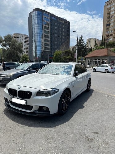 BMW 528 2013, 299,000 km - 2.0 l - Bakı