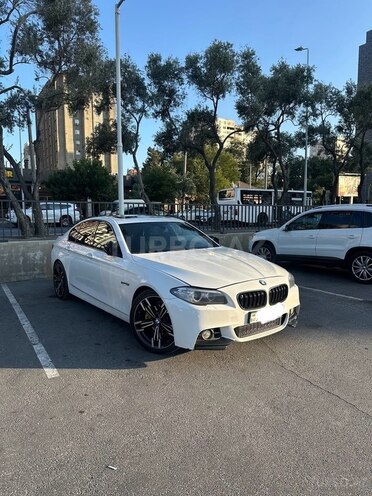 BMW 528 2013, 299,000 km - 2.0 l - Bakı