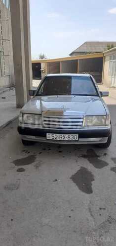Mercedes 190 1991, 267,035 km - 2.6 l - Salyan
