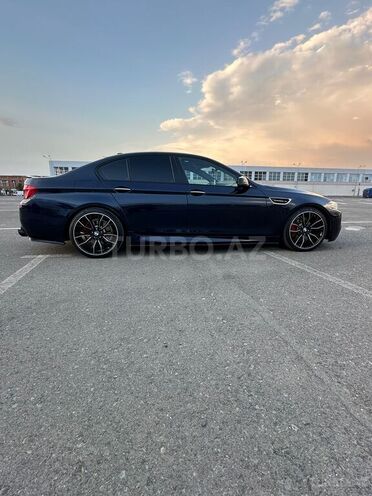 BMW 528 2013, 213,000 km - 2.0 l - Gəncə
