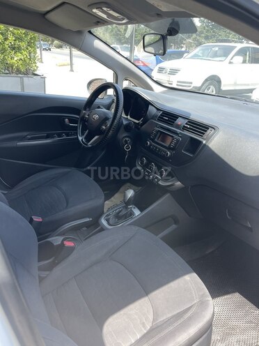 Kia Rio 2013, 288,000 km - 1.4 l - Sumqayıt