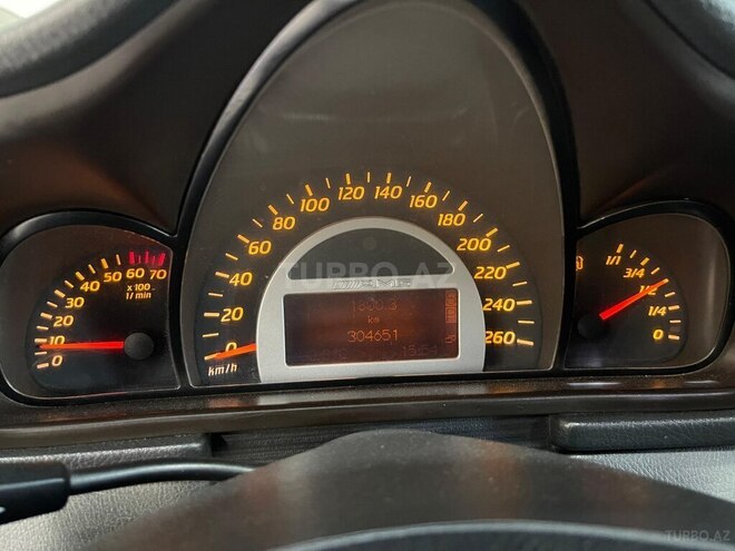Mercedes C 200 2001, 304,651 km - 2.0 l - Sumqayıt