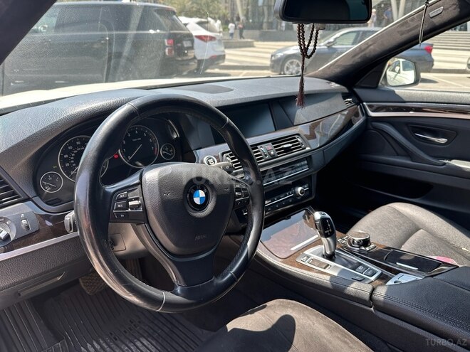 BMW 528 2013, 299,000 km - 2.0 l - Bakı
