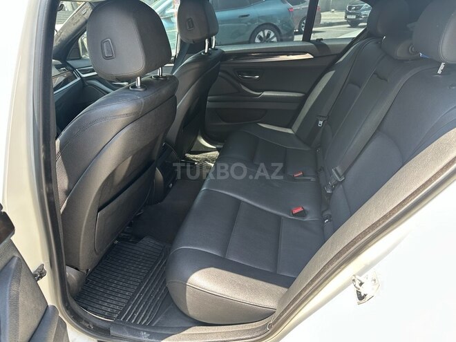 BMW 528 2013, 299,000 km - 2.0 l - Bakı