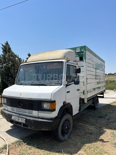 Mercedes 811 D 1990, 450,000 km - 3.9 л - Bakı