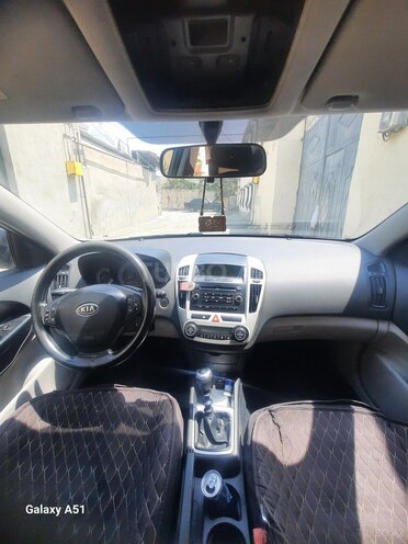 Kia  2008, 356,800 km - 1.6 l - Gəncə