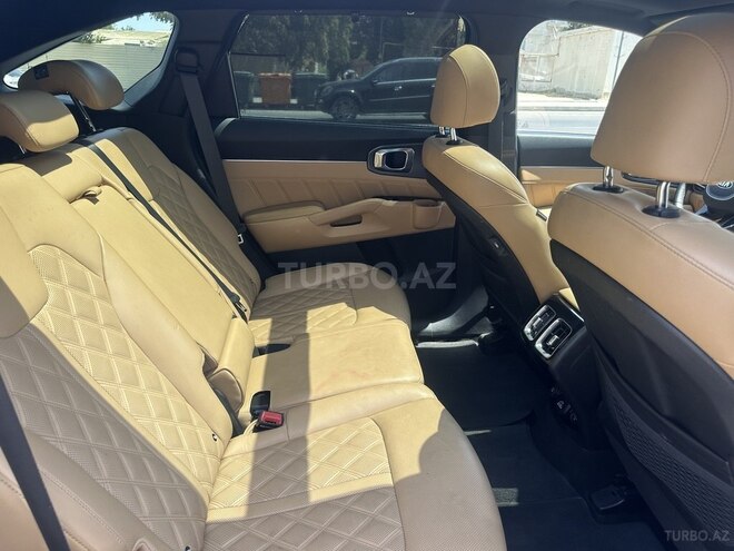 Kia Sorento-11