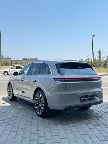 Li Auto L6-3
