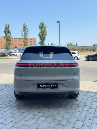 Li Auto L6-2