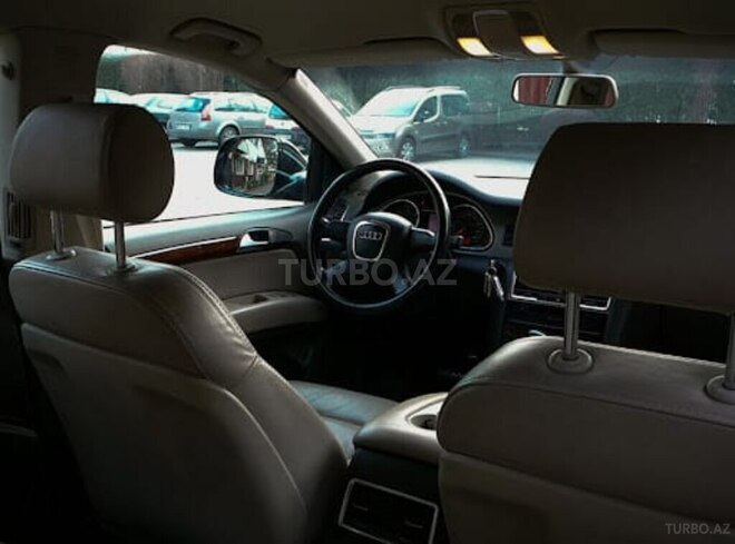 Audi Q7 2006, 205,000 km - 4.2 l - Gəncə