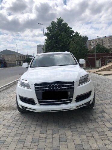 Audi Q7 2006, 205,000 km - 4.2 l - Gəncə