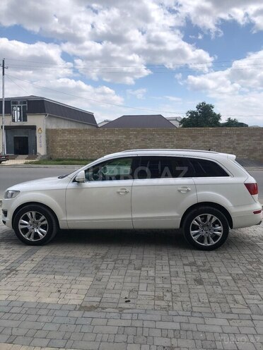 Audi Q7 2006, 205,000 km - 4.2 l - Gəncə