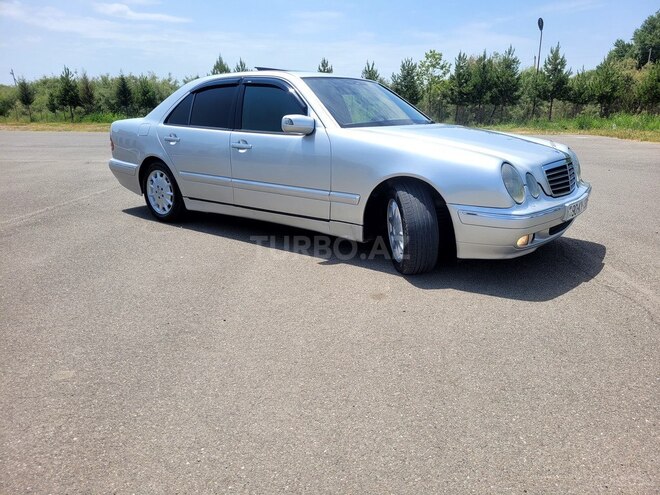 Mercedes E 270 2000, 561,000 km - 2.7 l - Sabirabad