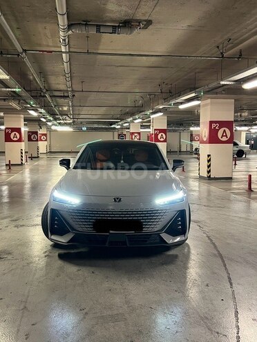 Changan  2023, 16,000 km - 1.5 л - Bakı