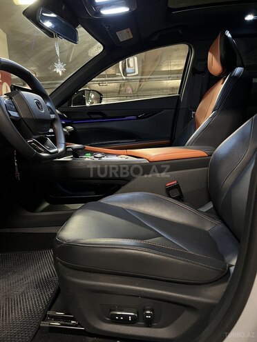 Changan  2023, 16,000 km - 1.5 л - Bakı