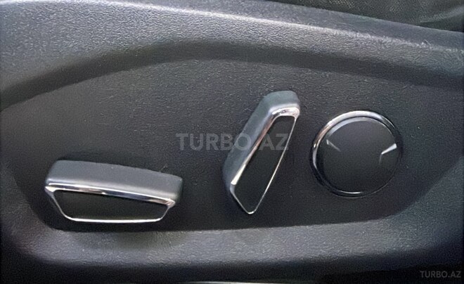 Ford Fusion (North America)-20