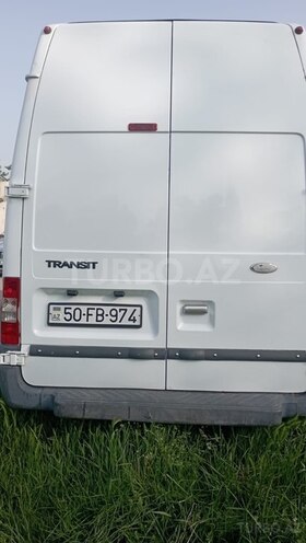 Ford Transit-7