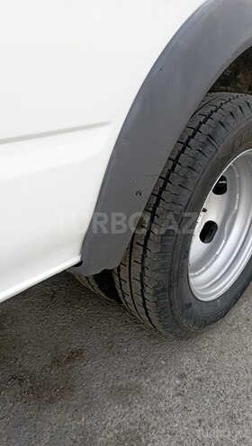 Ford Transit-8