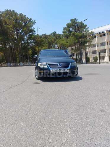 Volkswagen Passat-1