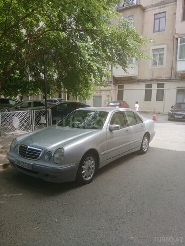 Mercedes E 220 d 2000, 400,000 km - 2.2 l - Bakı