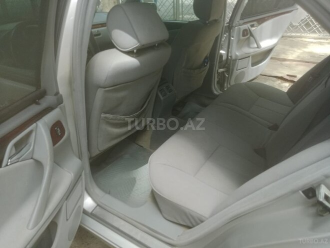 Mercedes E 220 d 2000, 400,000 km - 2.2 l - Bakı