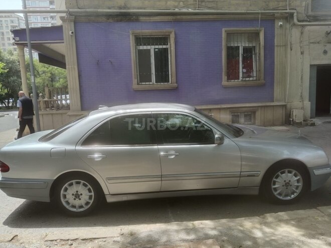 Mercedes E 220 d 2000, 400,000 km - 2.2 l - Bakı