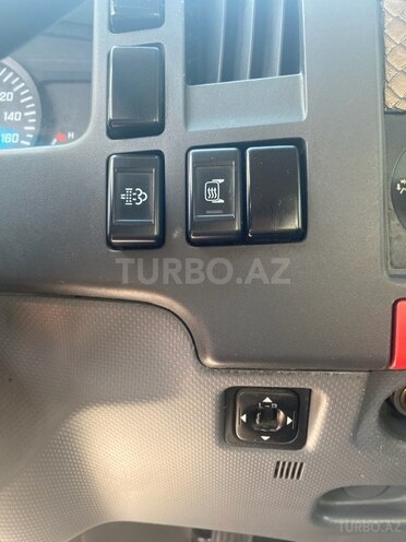 Isuzu NMR 85 H 2018, 215,148 km - 3.0 l - Bakı