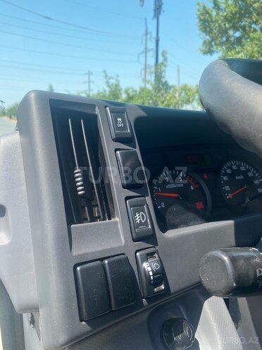 Isuzu NMR 85 H 2018, 215,148 km - 3.0 l - Bakı