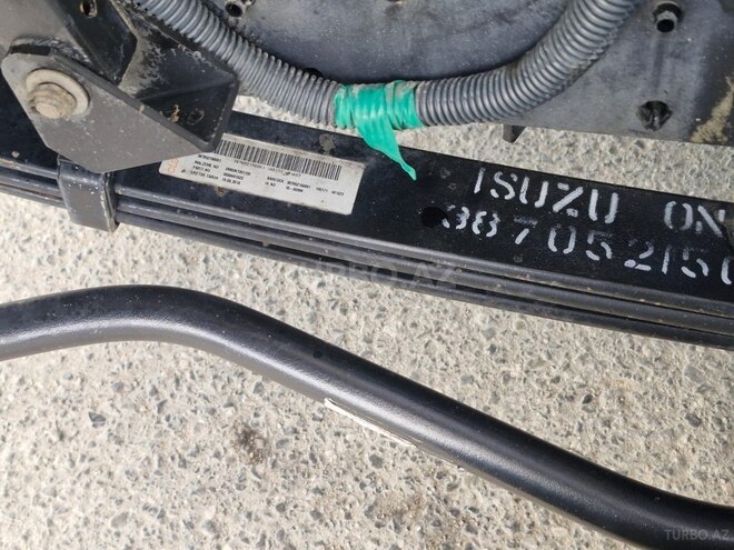 Isuzu NMR 85 H 2018, 215,148 km - 3.0 l - Bakı