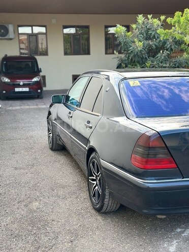 Mercedes C 180 1997, 609,000 km - 1.8 l - Gəncə