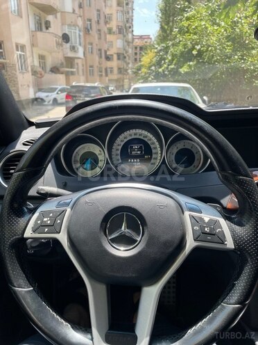 Mercedes C 250-11